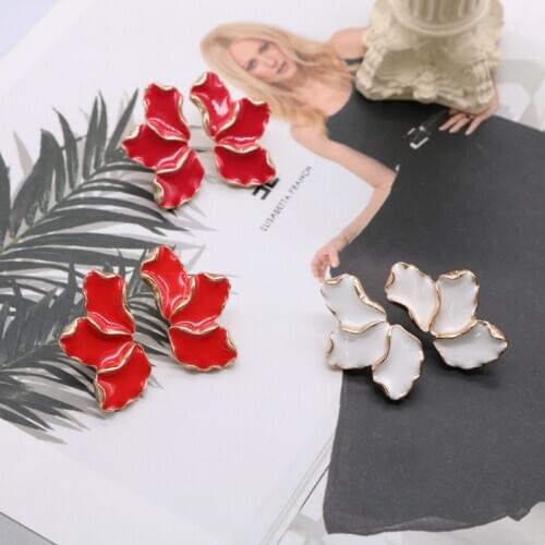 Classic Fashion Brincos More Colours Elegant Symmetrical Flower Party Modern Female