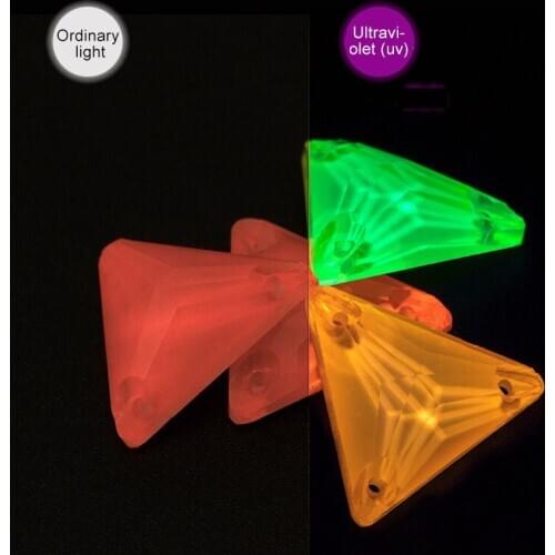 Upriver New K9 Neon Triangles Sew On Rhinestones 5 Colors 16*16mm Glitter Glass Glowing For Garment Decoration