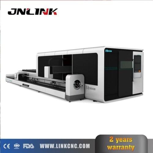 Fiber laser cutting machine with protective cover changable table 1530 1325 made in china