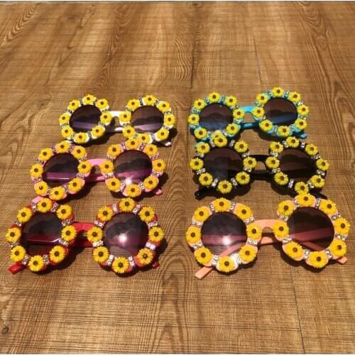 ZAOLIHU Colorful Daisy Baby Sunglasses Cute Round Flower Design Kids Sun Glasses Small Handmade Crystal Eyewear Gorgeous Eyeglas