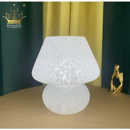 Large Size Modern Glass Striped Desk Lamp Nordic Designer Colorful Table Lamp for Bedroom Glass Table Lights LED Decorative Gift