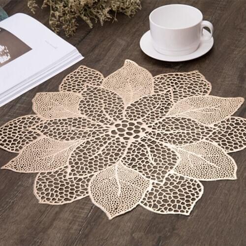 Lotus Flower PVC Bronzing Hollow Placemat Western Food Cushion Table Decor Mat For Restaurant Kitchen Anti-slip Pad Holiday Home