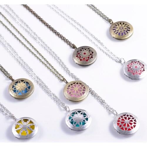 1pcs Vintage Body Diffuser Necklace Locket for Colorful Diffuser Pads Chains Diffuser Oil Necklace Best Gift
