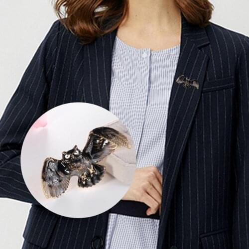 Fashion Women Vintage Flying Owl Shape Brooch Pin Jewelry Clothes Accessory Gift