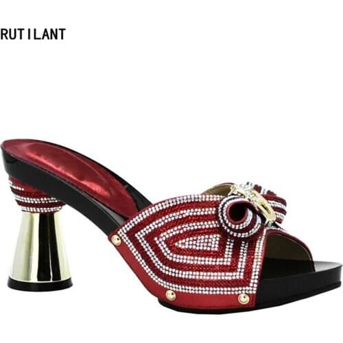 New Arrival African Style Women Shoes Rhinestone Women Sandals Nigerian Women Wedding Shoe Decorated with Rhinestone Party Shoes