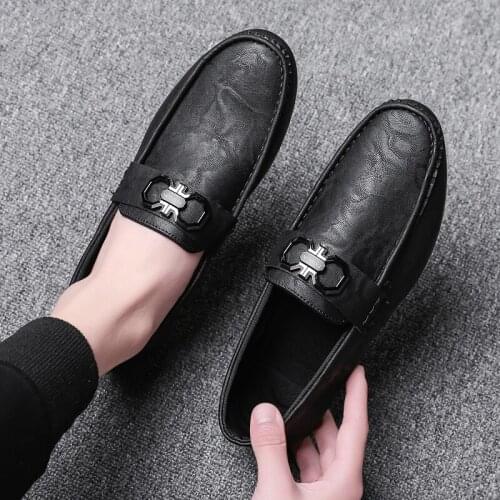 NEW Fashion Loafer Shoes For Men Trendy Leather Slip-on Moccasins Handmade Male Casual Shoes Moccasins Driving Footwear