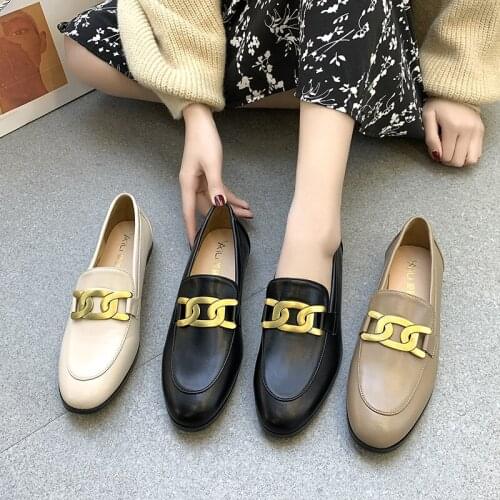 Slip On Loafers Shoes Women Flat Shoes Spring Fashion Brand Chain Women Flat Heel Casual British Style Oxford Shoes Plus Size