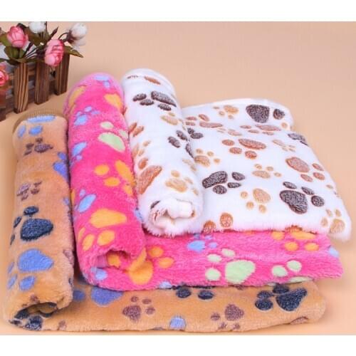 Creative Paw Shape Pattern Soft Small Blanket for Pet Dog Cat Warm Coral Velvet Cushion Fleece Blankets Puppy Throw Accessories