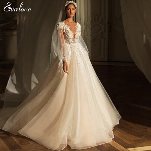 EVALOVE Romantic Scoop Neck Backless Bride A-Line Wedding Dress Luxury Flowers Beading Appliques Long Sleeve Vintage Bridal Gown
