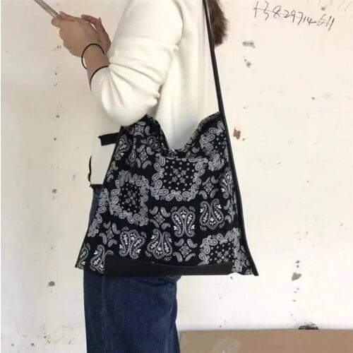 Retro Stitching Tote Bag for Women Totem Cashew Flower Ethnic Print Crossbody Bag Underarm Bag Large Capacity Green Black