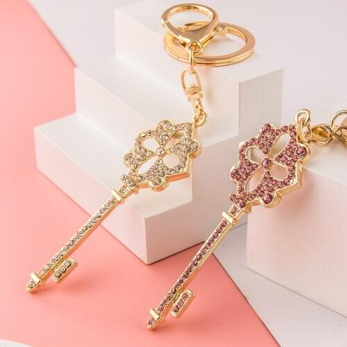 Key Shape Rhinestone Decorated Flower Metal Keychain Creative Pendant Bag Car Keyring Jewelry Lanyard Accessory Girl Boy Gift