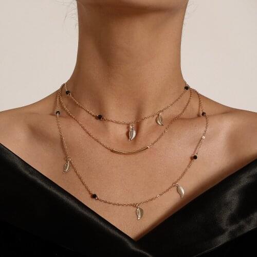 Multi-layer Fashion Little Leaf Necklace Pendant For Womens Creative Personality Simple Short Choker Necklace Collar Jewelry