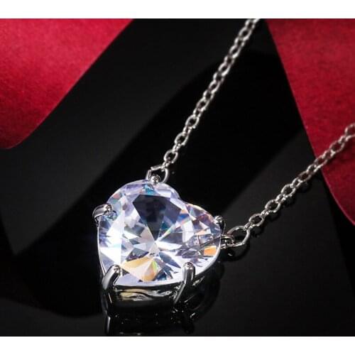 Big Crystal Heart Zirconia Pendant Necklace Women Romantic Wedding Simple Stylish Female Heart Love Necklace Valentines Gift