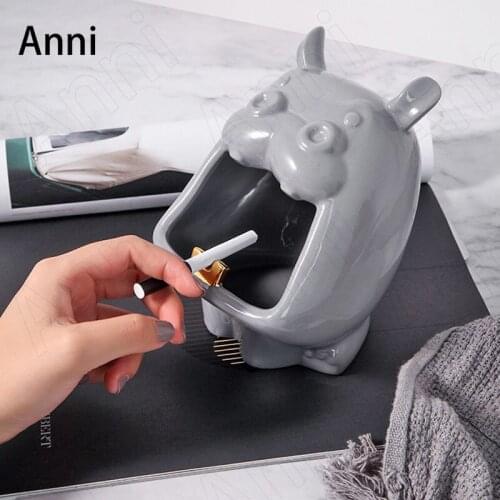 Creative Animal Ceramic Ashtray Nordic Modern Lovely Cats Dogs Decorative Anti-fly Ash Ashtrays Living Room Decoration Ornaments