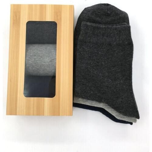 Mens gift autumn and winter new product in the tube solid color business casual cotton dress three pairs of boxed mens socks