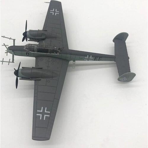 1/100 Scale BF-110 Aircraft, Plane Fighter Military Model for Commemorate Collection, Home Office Living Room Decoration