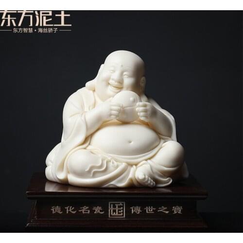 The east mud works Lin Jiansheng dehua white porcelain masters "hand qiankun" maitreya ceramic crafts