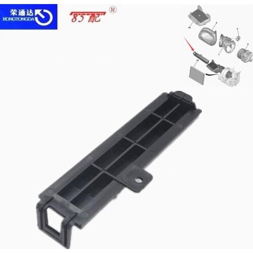 The Cover Plate Of Air Conditioning Filter Element Is Suitable YL0092008 For Peugeot 301 For Citroen C3 Air Conditioning Panel