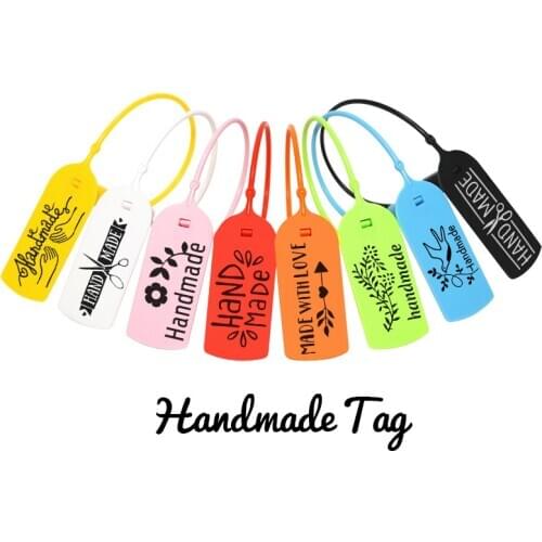 100Pcs Handmade with Love Label Tag Disposable Personalized Plastic Clothing Shoes Bag Gift Toys Hang Tag for Handmade Items