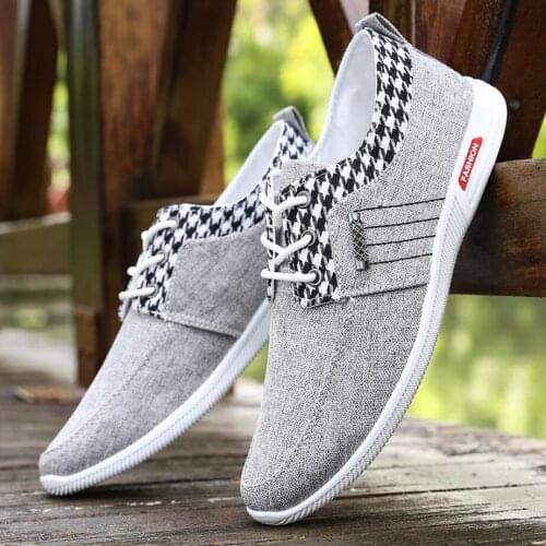2021 Hot Sale New Designer Men Casual Shoes Fashion Men Canvas Loafers Moccasins Mens Flats Male Driving Shoes Tenis Masculino