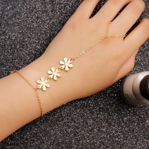 Simple New Flower Pendant Chain Bracelet Trendy Exquisite Finger Bracelets Hand Accessories for Women
