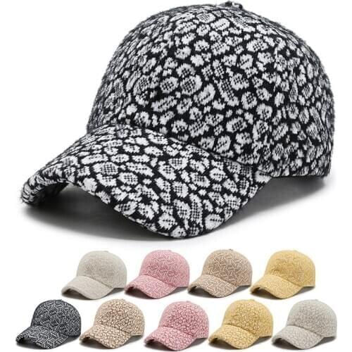 Women Winter Baseball Cap Cotton Thicken Warm Snowflake Pattern Cap Casual Female Hats Korean Snapback Bone Cap