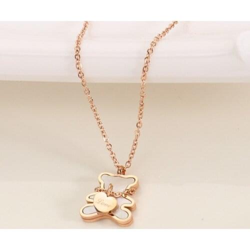 Europe And The United States Titanium Steel Love Necklace Female White Fritillaria Bbeating Heart Bear Collarbone Chain Jewelry