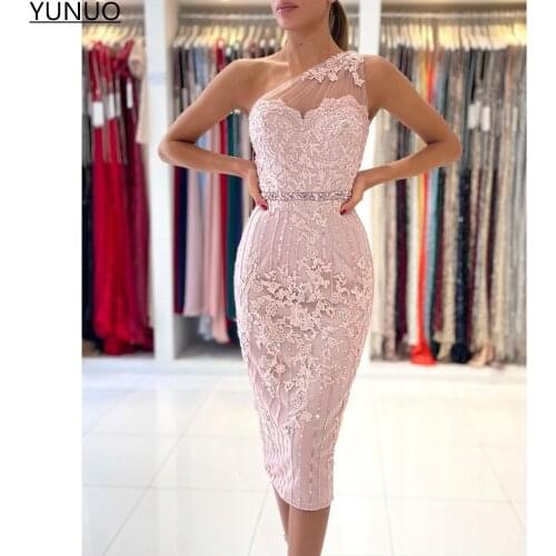 YUNUO One Shoulder Light Pink Cocktail Dresses with Appliques Crystal Short Prom Party Gowns robes de cocktail soirée de mariage