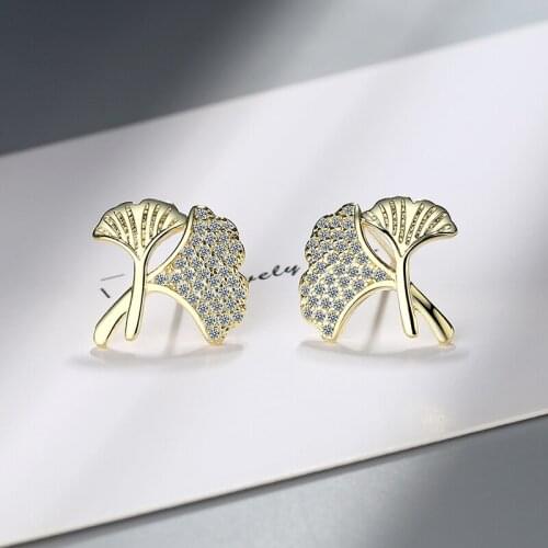 Womens Fashion Plant Design Stud Earrings Golden Ginkgo Leaves Shiny Crystal Paved Charming Creative Earring Piercing Accessory