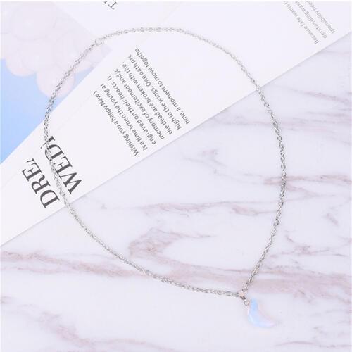 Druzy Simple Fashion Natural Opal Crescent Moon Shape Pendant Necklace for Women Small Gift Anniversary Birthday Party Jewelry