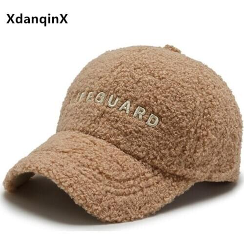 XdanqinX Womens Winter Baseball Cap Lamb Plush Warm Embroidery Letter Sports Cap Adjustable Size Fashion Trendy ins Hip-Hop Hat