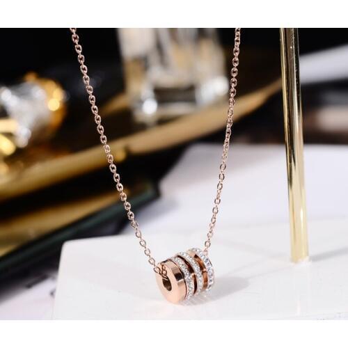 YUN RUO 2018 New Rose Gold Color Chic Luxury Zircon Cylinder Pendant Necklace Fashion Titanium Steel Woman Jewelry Not Fade