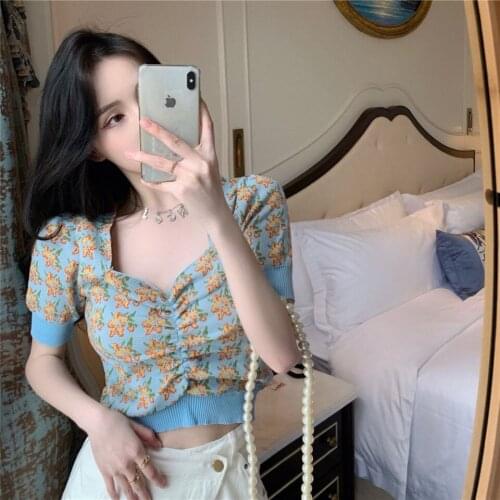 Hanfeng top summer fresh flower pleated short V-Neck Sweater short sleeve blouse 2021 NEW