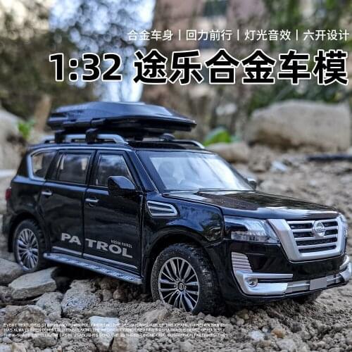 1:32 high simulation Nissan Patrol with sound and light pull back alloy car model ornaments childrens toys for gifts