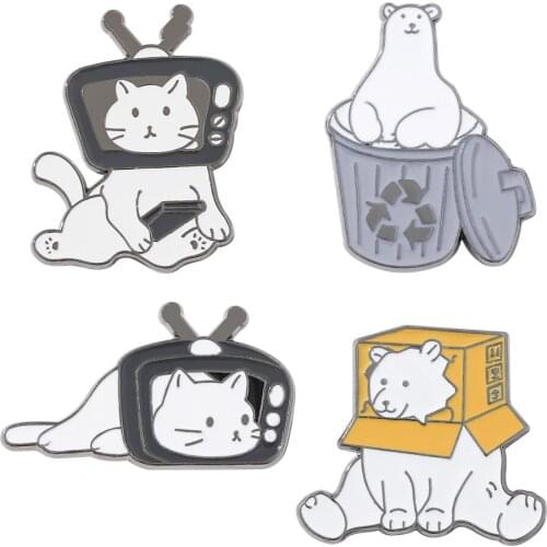 Recyclable Polar Bear Enamel Pins Lazy Cats And Dogs Cartoon Brooches For Women Television Radio Badges Animal Jewelry Wholesale
