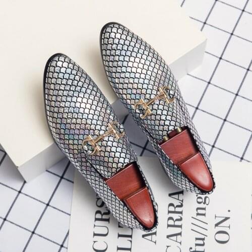 Skin Shoes Fashion Trend Sneakers Men Sport Shoes Mens For Casual Moccasins Leather Man Italian Stylish Brand Male Summer