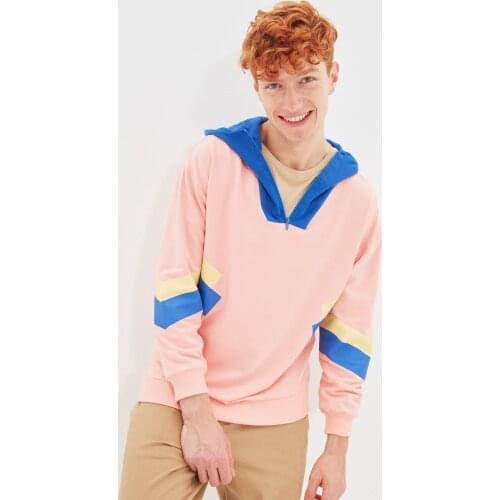 Trendyol Men 'S Regular Fit Zipper Hooded Printed Sweatshirts TMNAW22SW0422