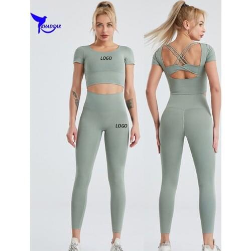Custom LOGO Build In Bra 2 Piece Running Set Women High Stretch Yoga Suit Short Sleeve GYM Shirts & Leggings Training Tracksuit