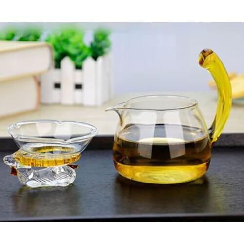 Elegant 400ml Tail Up Glass Fair Mug Cartoon Tea Filter Gift Tea set Serving Cup Strainer Water Pitcher Kungfu Tea Accessories