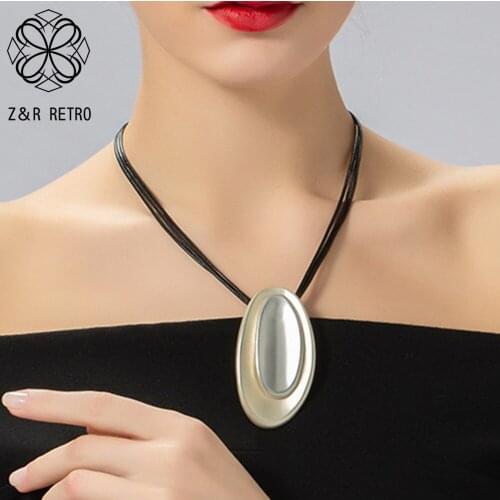 Vintage Geometric Suspension Pendant Necklace Collar Costume Jewelry for Women Aesthetic Chains Around the Neck Goth Accessories