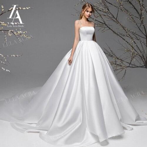 Luxury Crystal Satin Wedding Dress Fashion Strapless Sleeveless A-Line Train Princess LelaAcra R016 Bridal Vestido De Noiva