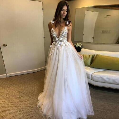 Flowers Wedding Dress White Vestido de noiva 2021 3D flower Deep V-neck Wedding Dress Delicate Appliques Backless Bridal Gown
