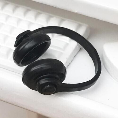 1/12 Dollhouse Props Mini Cute Headset Model Toy Micro Landscape Decoration
