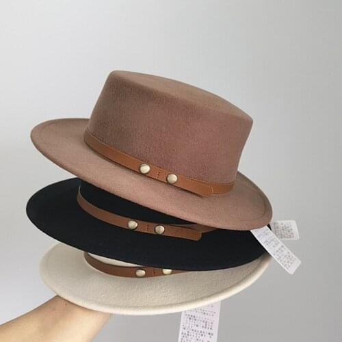 Japan Winter New Style Flat-top Wool Fedoras Hat With PU Leather Decoration Womens Retro Casual Top Hat Sombrero Mujer Fedora