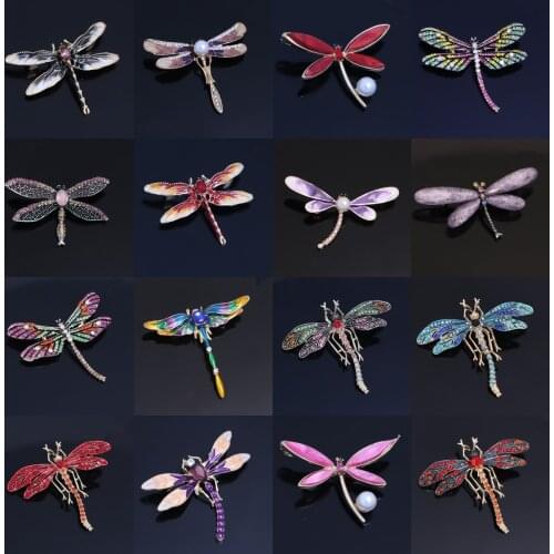 Exquisite Chic Animal Brooch Pin Wings Color Spread Wings Dragonfly Rhinestone Dripping Oil Brooch Costume Decoration Brooch Pin