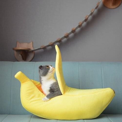 [MPK Cat Beds] Banana Peel Cat House, Cute Looking Banana Cat Bed & Kittens, Soft Internal Padding, 4 Colors Available