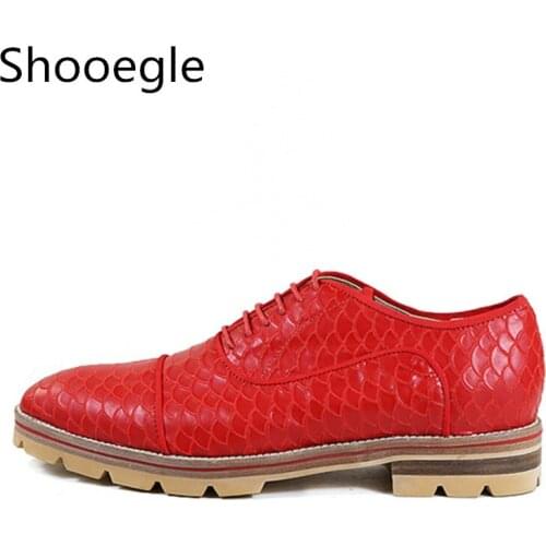 SHOOEGLE Mens Leather Shoes