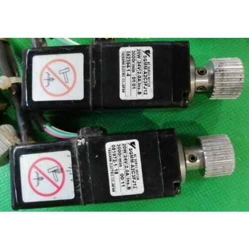 SGMM-A2C3FJ12 servo motor , used in good condition . 80% appearance new , good working , free shipping