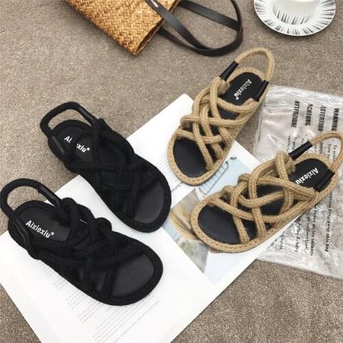 Open Toe Fashion Womens Shoes 2020 Flat Sandals Summer Heels Buckle Strap All-Match Suit Female Beige Peep Luxury Flower