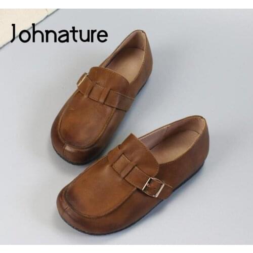 Johnature Flats Women Shoes Genuine Leather Buckle Strap Spring/Autumn 2021 New Shallow Retro Handmade Leisure Ladies Shoes